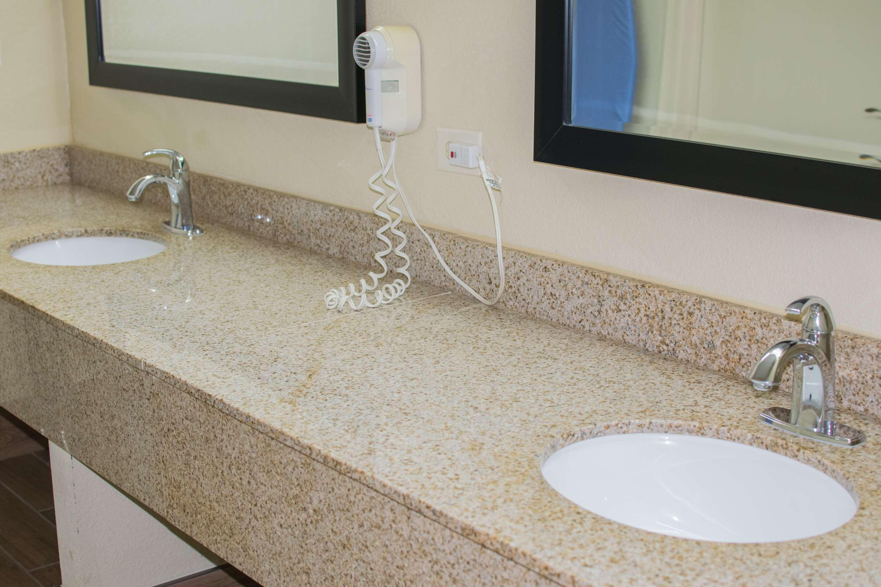 Best Western Coachlight Rolla Luaran gambar